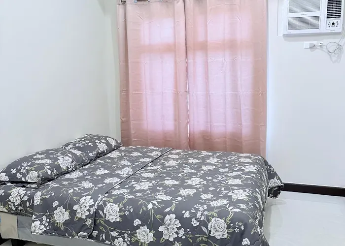 Apartment Comfy Aurora Escalades Walk To Malls & Mrt